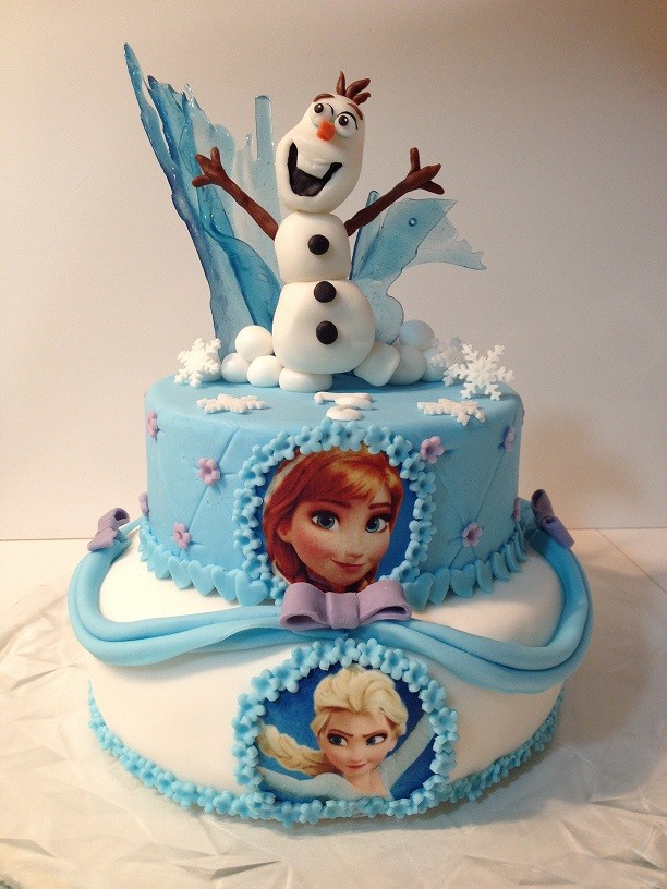Torta Frozen con Olaf